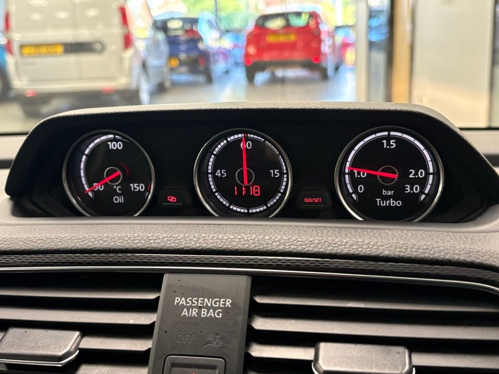 Used Volkswagen Scirocco 2015 for sale - 76797810: Photo 48