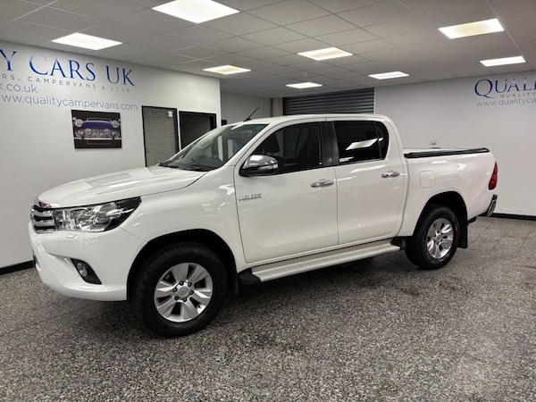 Used Toyota Hilux 2016 for sale - 75286651: Photo 11