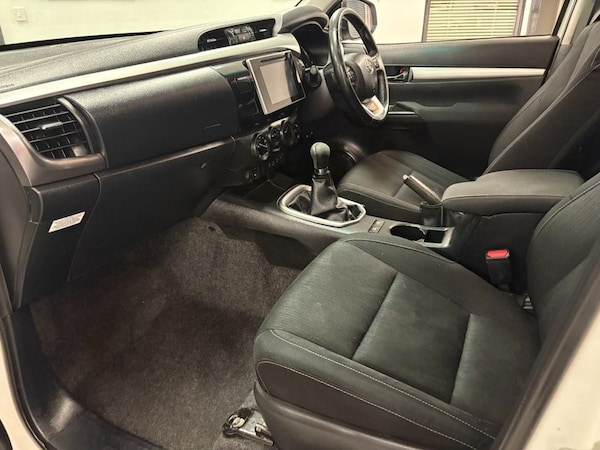Used Toyota Hilux 2016 for sale - 75286651: Photo 12