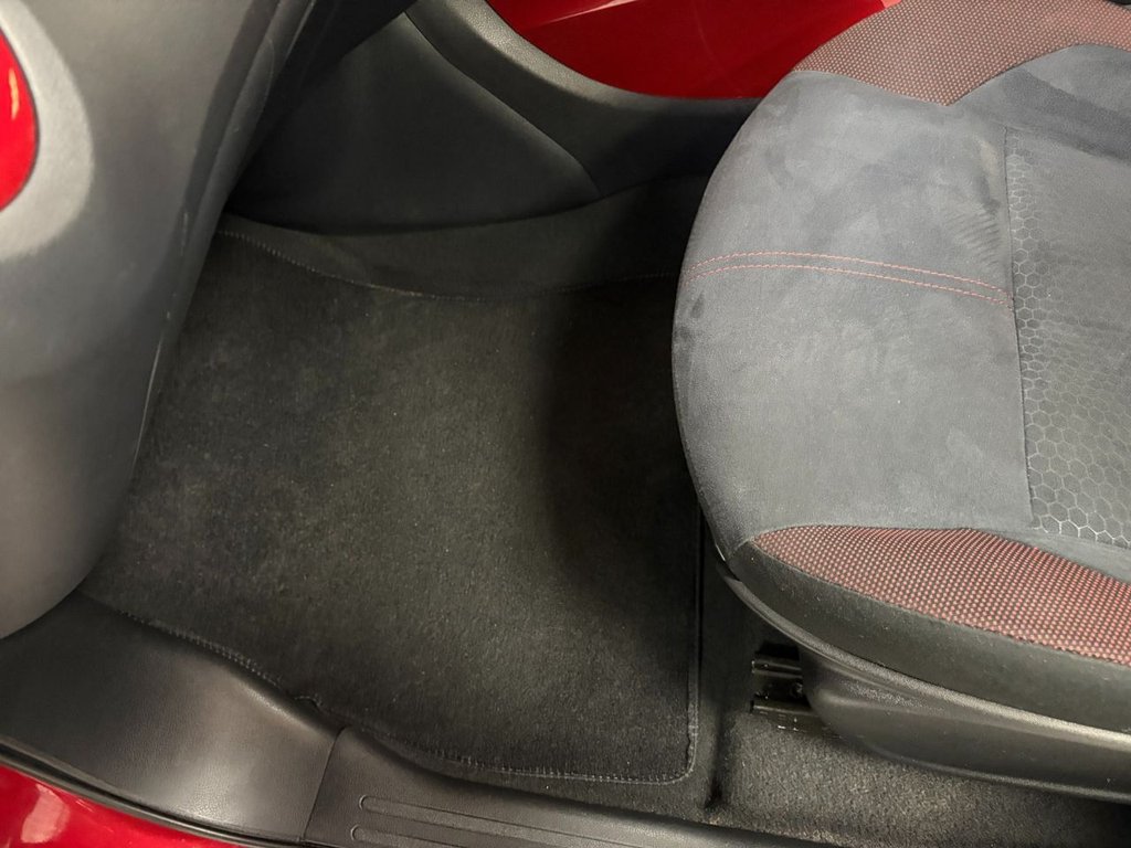 Used Nissan Juke 2015 for sale - 76841359: Photo 32