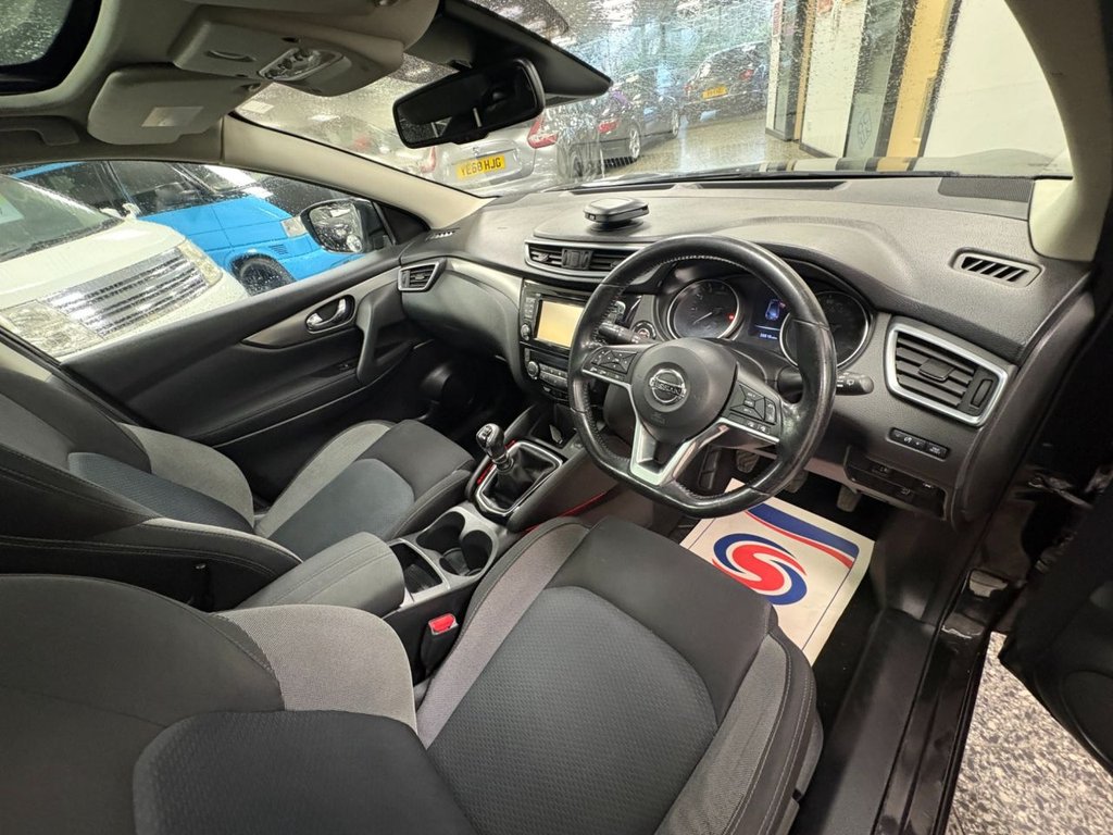 Used Nissan Qashqai 2018 for sale - 77703649: Photo 15