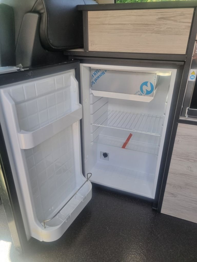 Used Nissan Elgrand 2004 for sale - 74784873: Photo 12