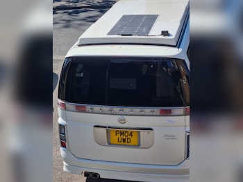 Used Nissan Elgrand 2004 for sale - 74784873: Photo