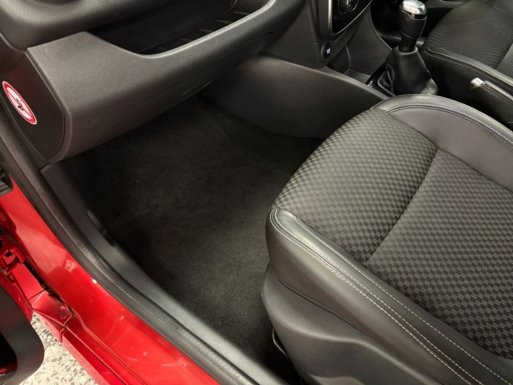 Used Renault Clio 2018 for sale - 76313272: Photo 30