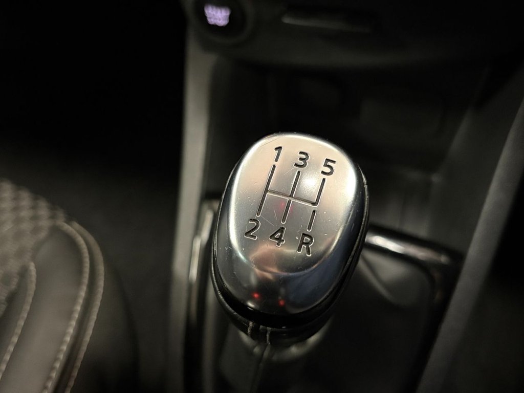 Used Renault Clio 2018 for sale - 76313272: Photo 38