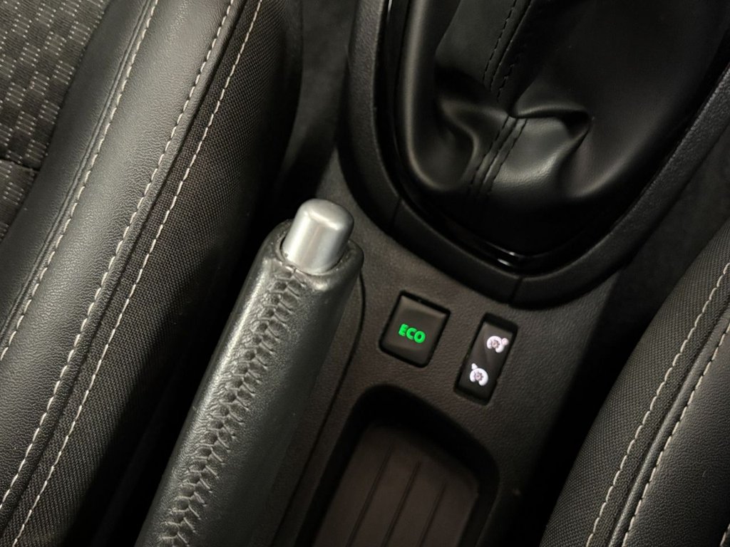 Used Renault Clio 2018 for sale - 76313272: Photo 39