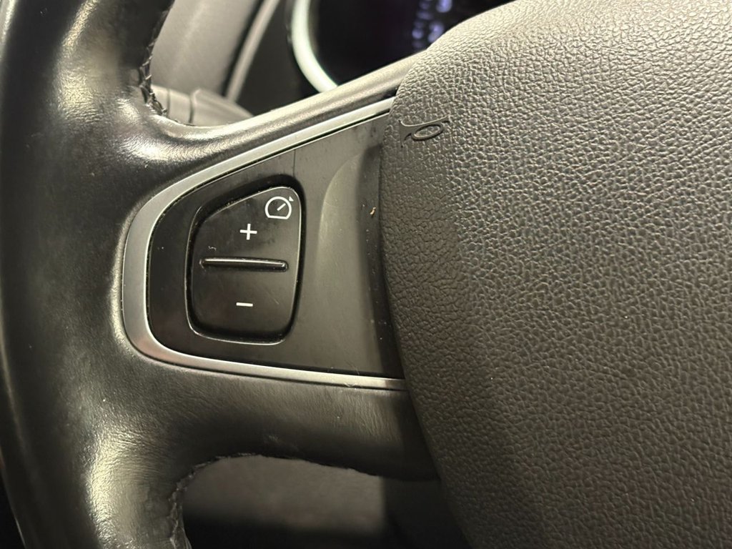 Used Renault Clio 2018 for sale - 76313272: Photo 46