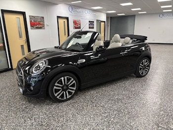 Used MINI Convertible 2019 for sale - 79450327: Photo