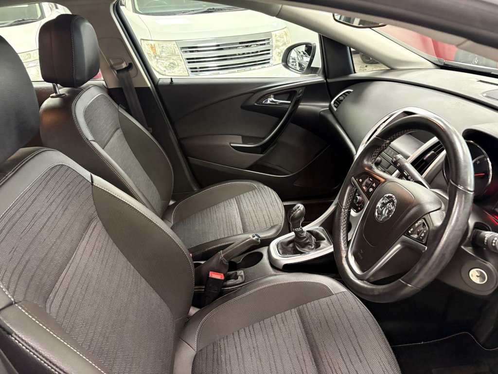 Used Vauxhall Astra 2015 for sale - 77967143: Photo 17