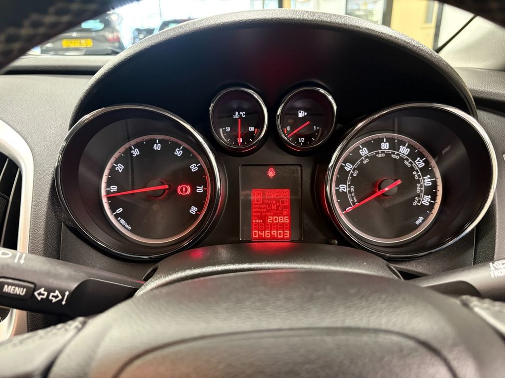 Used Vauxhall Astra 2015 for sale - 77967143: Photo 28