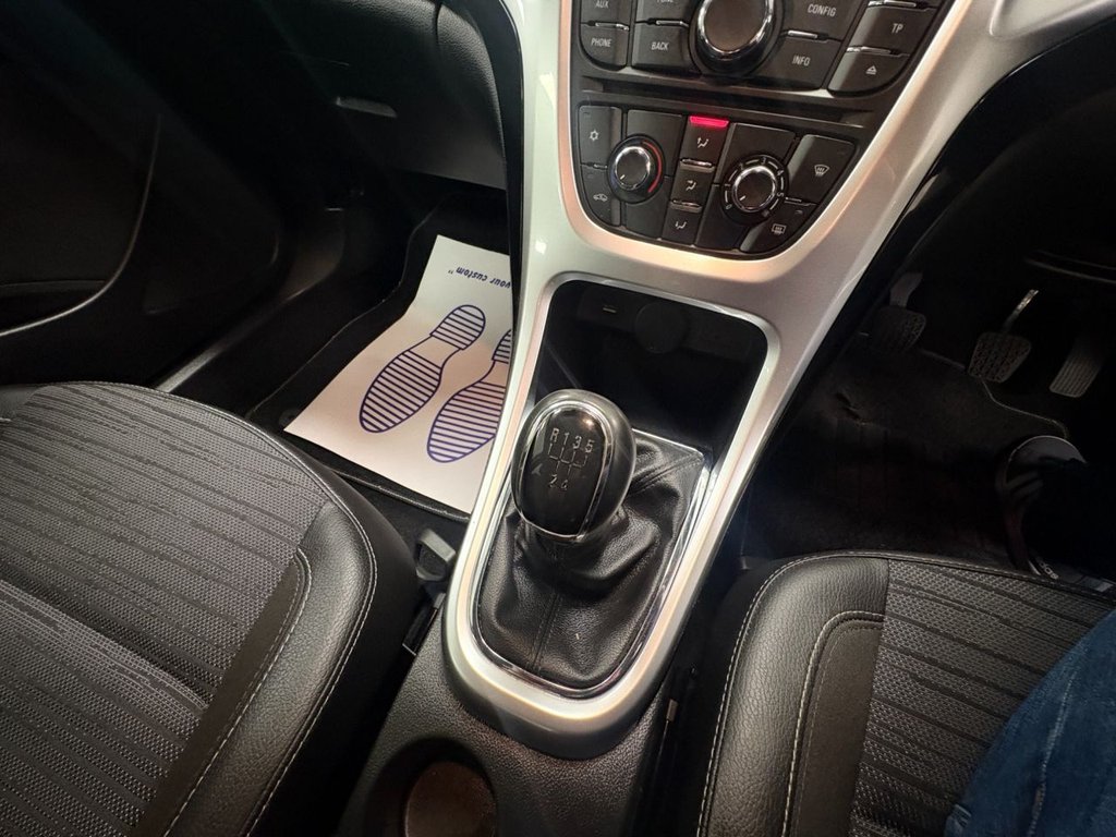 Used Vauxhall Astra 2015 for sale - 77967143: Photo 31