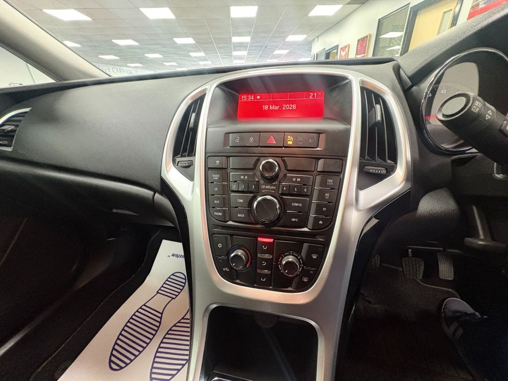 Used Vauxhall Astra 2015 for sale - 77967143: Photo 32