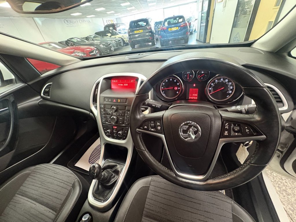 Used Vauxhall Astra 2015 for sale - 77967143: Photo 34