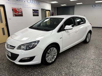 Used Vauxhall Astra 2015 for sale - 77967143: Photo