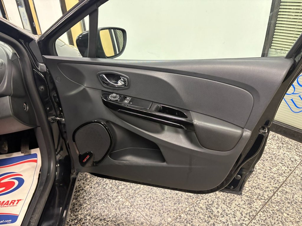 Used Renault Clio 2013 for sale - 77583154: Photo 15