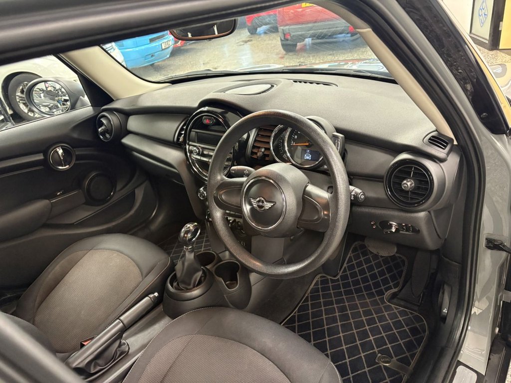 Used MINI Hatch 2017 for sale - 76962639: Photo 2