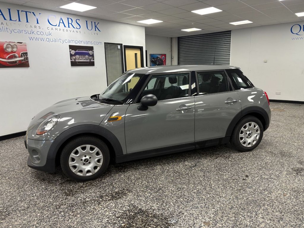 Used MINI Hatch 2017 for sale - 76962639: Photo 3