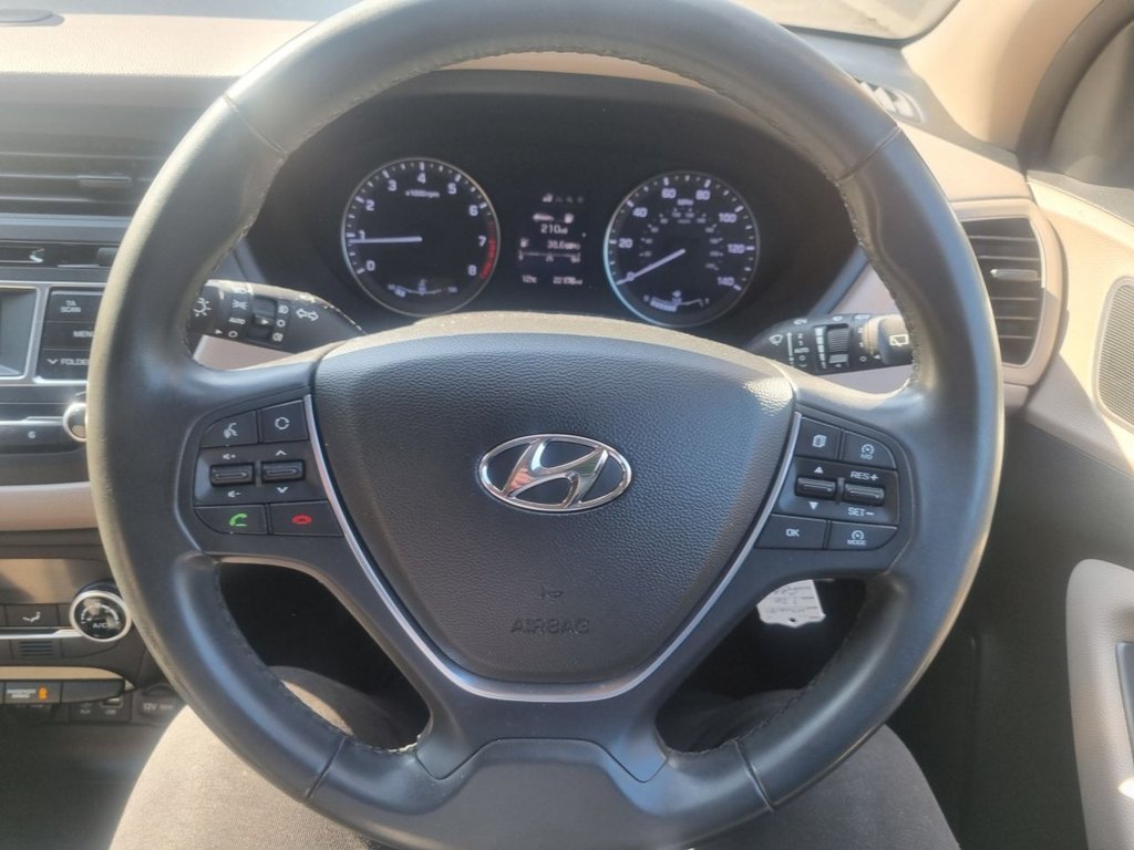 Used Hyundai i20 2015 for sale - 78030122: Photo 6