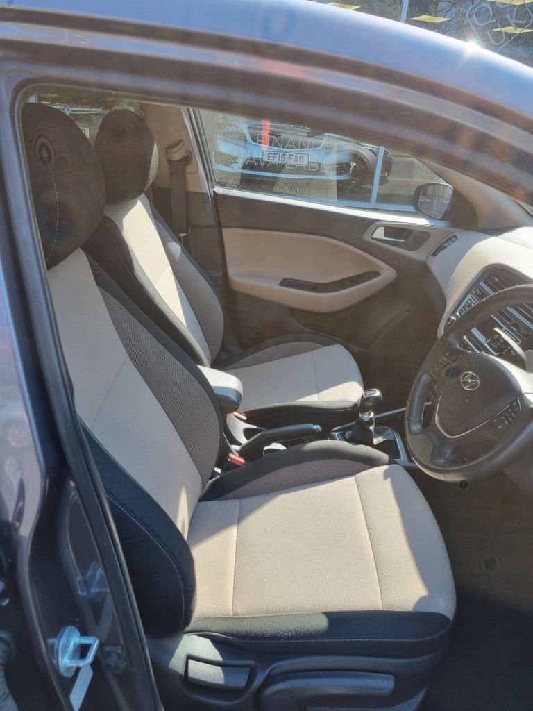Used Hyundai i20 2015 for sale - 78030122: Photo 8