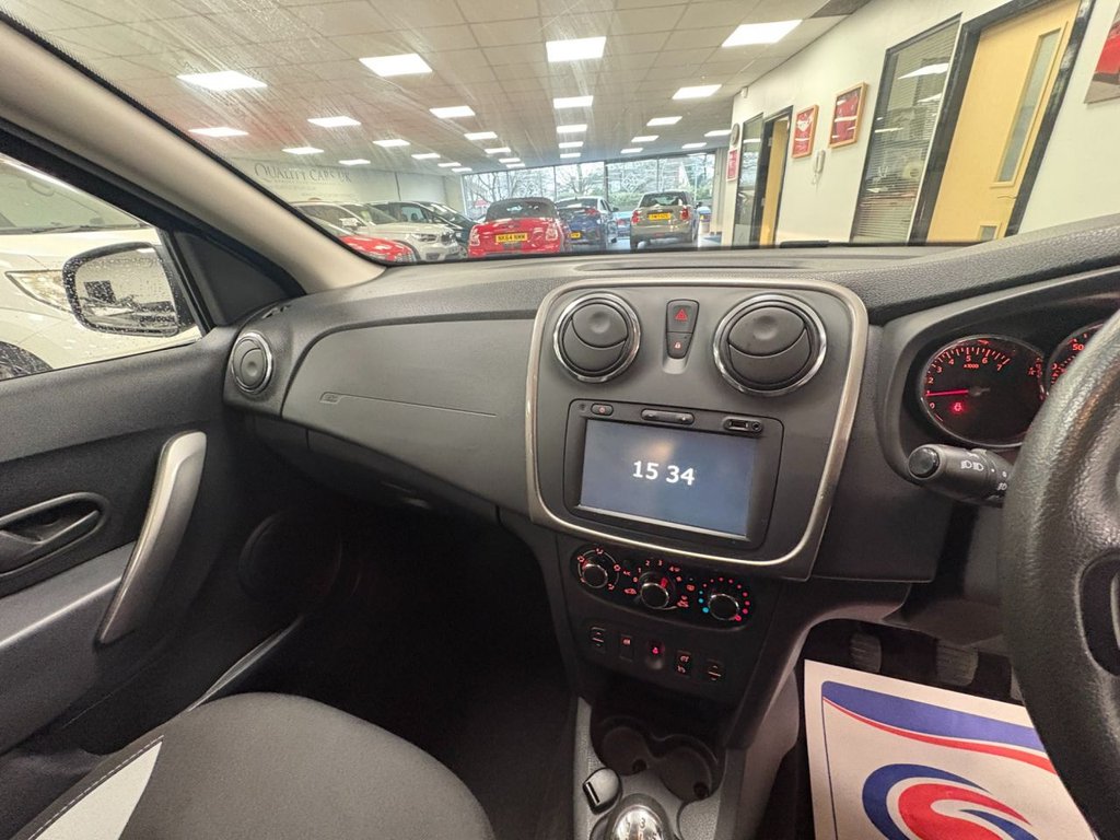 Used Dacia Sandero Stepway 2016 for sale - 77287870: Photo 10