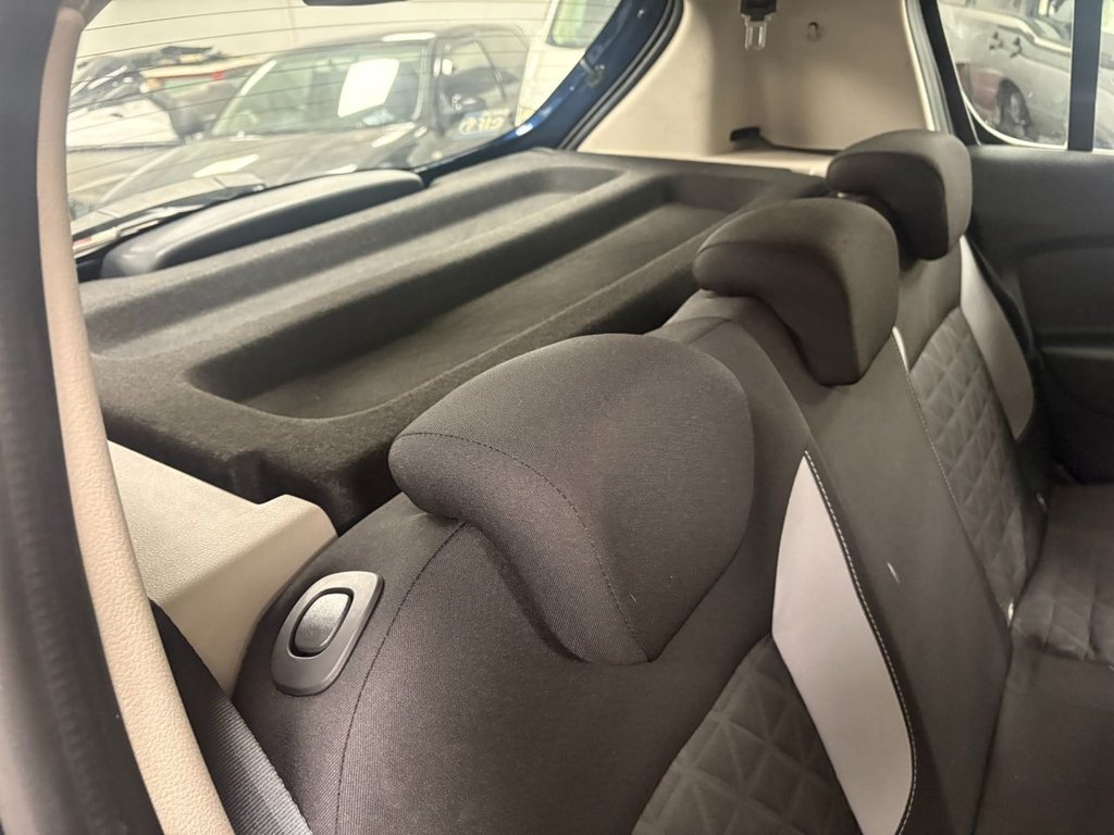 Used Dacia Sandero Stepway 2016 for sale - 77287870: Photo 25