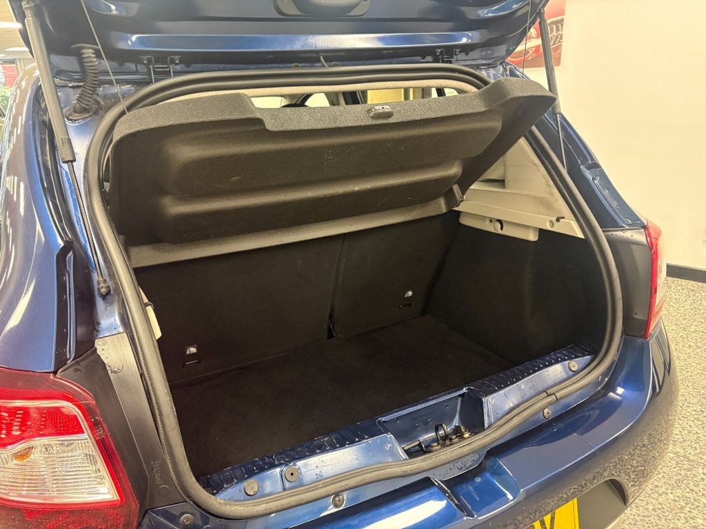 Used Dacia Sandero Stepway 2016 for sale - 77287870: Photo 28