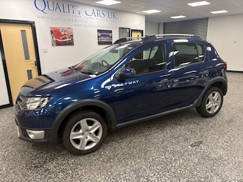 Used Dacia Sandero Stepway 2016 for sale - 77287870: Photo