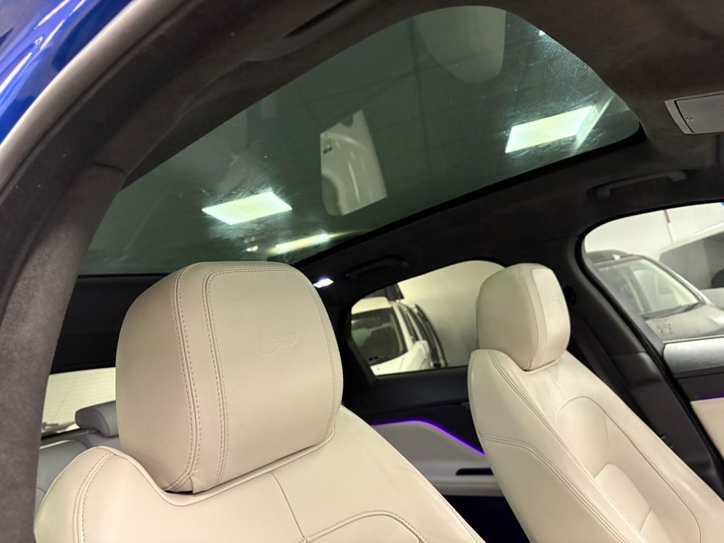 Used Jaguar F-Pace 2016 for sale - 76313058: Photo 3