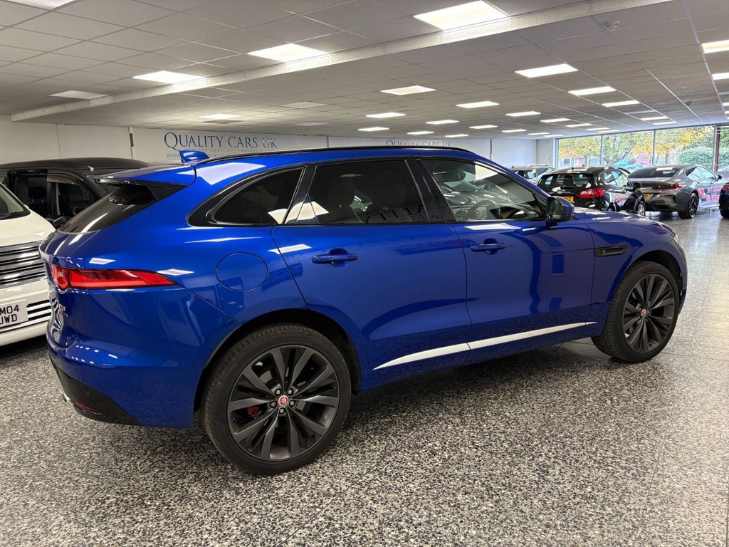 Used Jaguar F-Pace 2016 for sale - 76313058: Photo 4