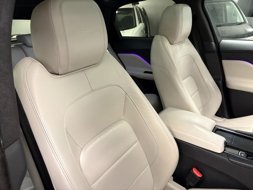 Used Jaguar F-Pace 2016 for sale - 76313058: Photo 9