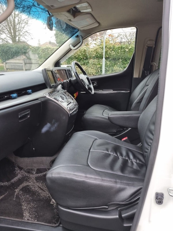 Used Nissan Elgrand 2008 for sale - 74783972: Photo 14