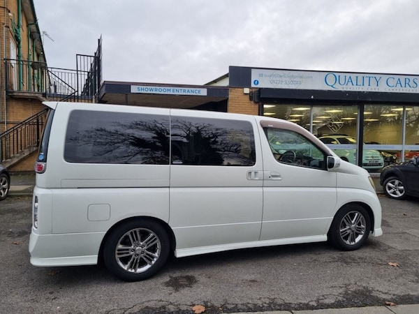 Used Nissan Elgrand 2008 for sale - 74783972: Photo 3