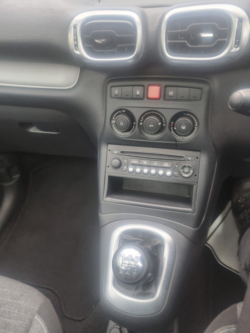 Used Citroen C3 Picasso 2015 for sale - 78123961: Photo 8