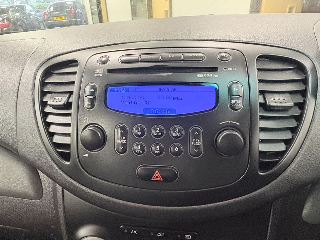 Used Hyundai i10 2013 for sale - 77703927: Photo 30