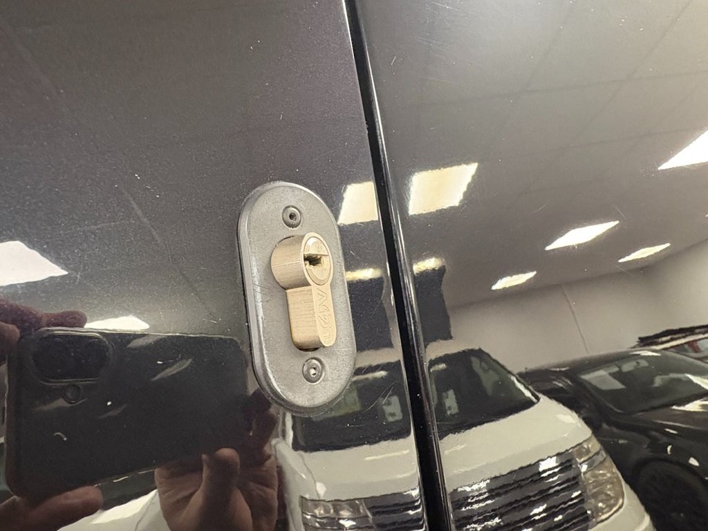 Used Volkswagen Transporter 2021 for sale - 77703829: Photo 35