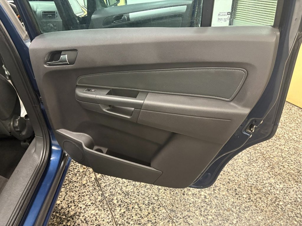 Used Vauxhall Zafira 2011 for sale - 76848195: Photo 15