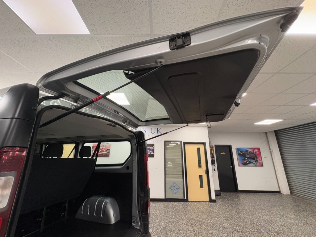 Used Vauxhall Vivaro 2018 for sale - 76439090: Photo 18