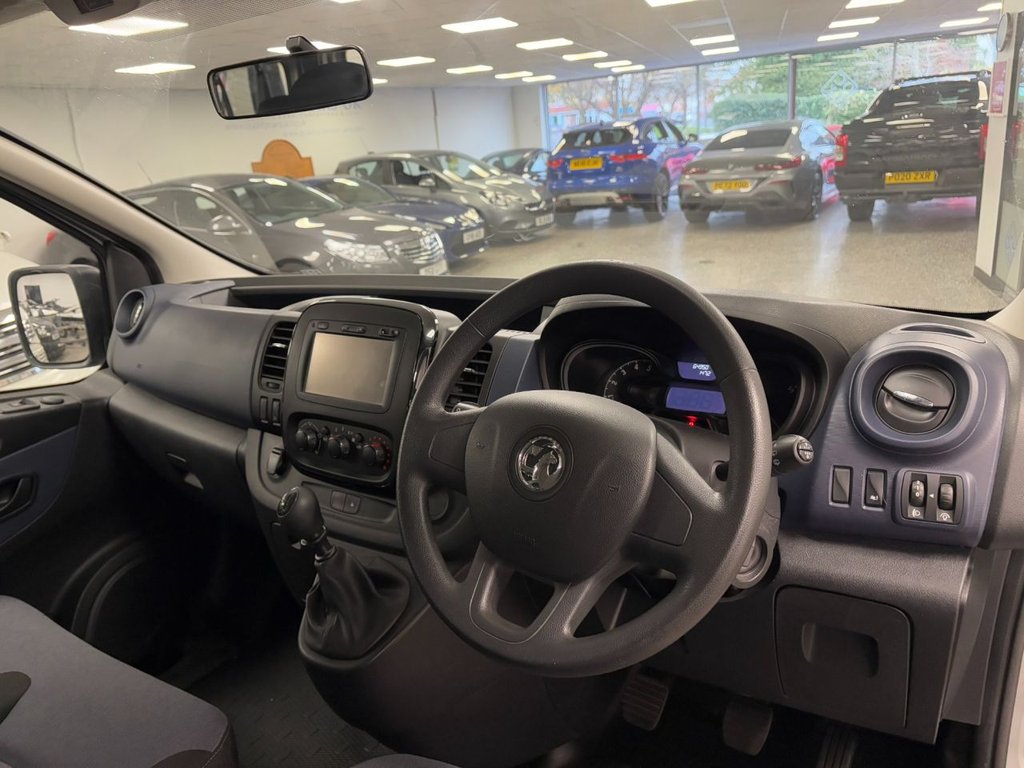 Used Vauxhall Vivaro 2018 for sale - 76439090: Photo 32