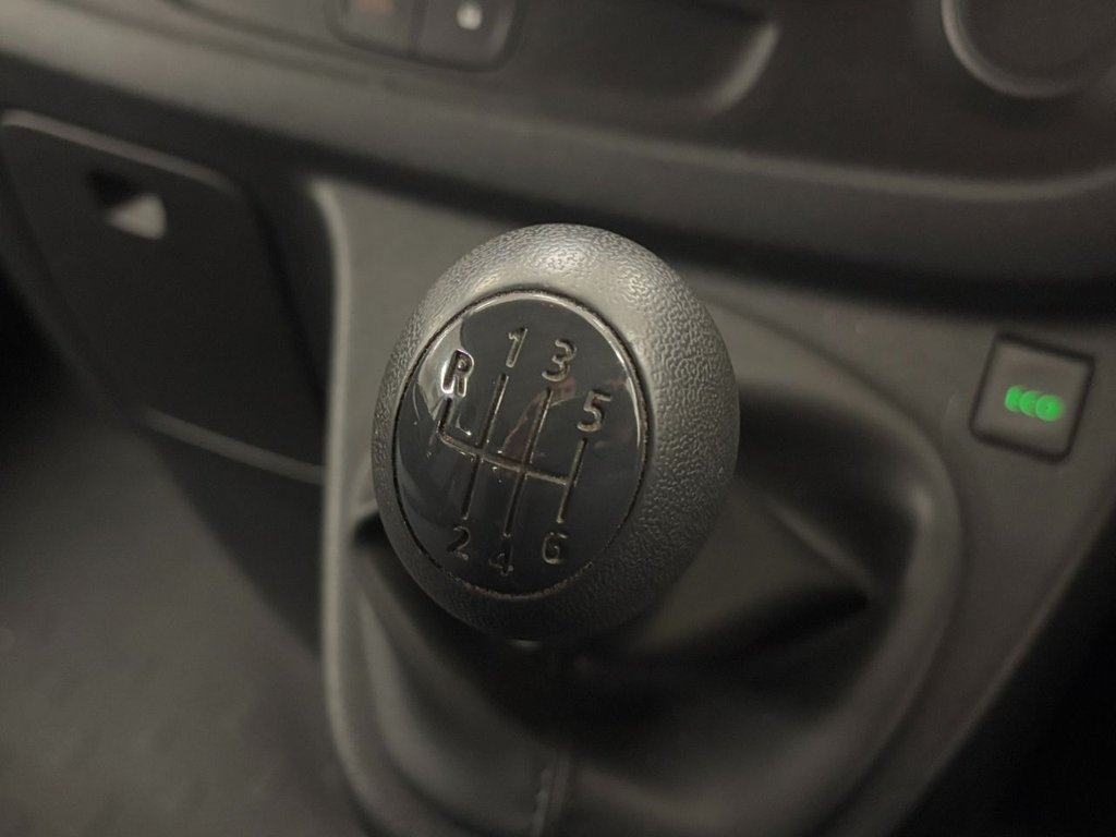 Used Vauxhall Vivaro 2018 for sale - 76439090: Photo 38