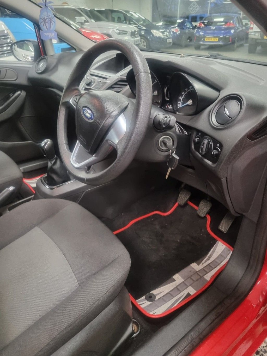 Used Ford Fiesta 2013 for sale - 76962632: Photo 2