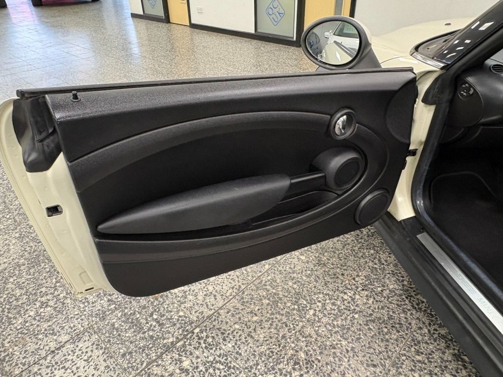 Used MINI Convertible 2012 for sale - 77850114: Photo 36