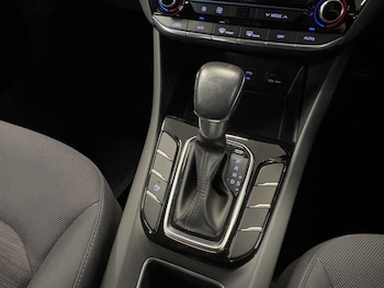 Used Hyundai IONIQ 2018 for sale - 76520710: Photo