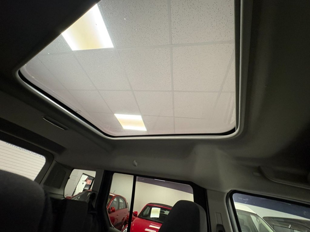 Used Ford Grand Tourneo Connect 2020 for sale - 76147547: Photo 28