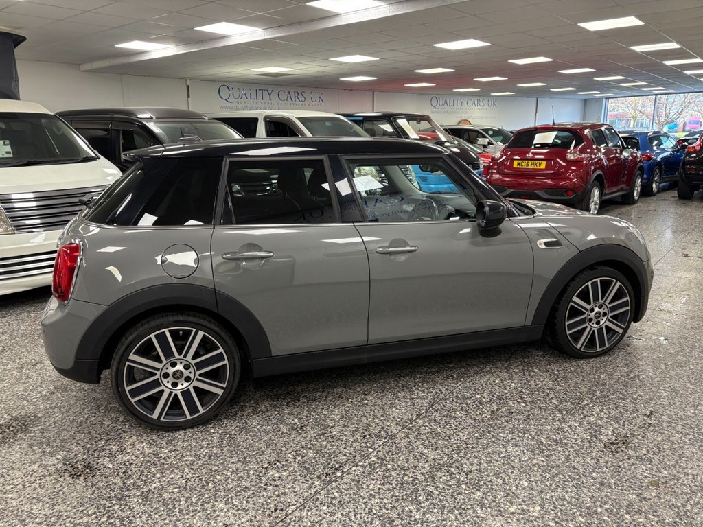 Used MINI Hatch 2020 for sale - 76841295: Photo 11