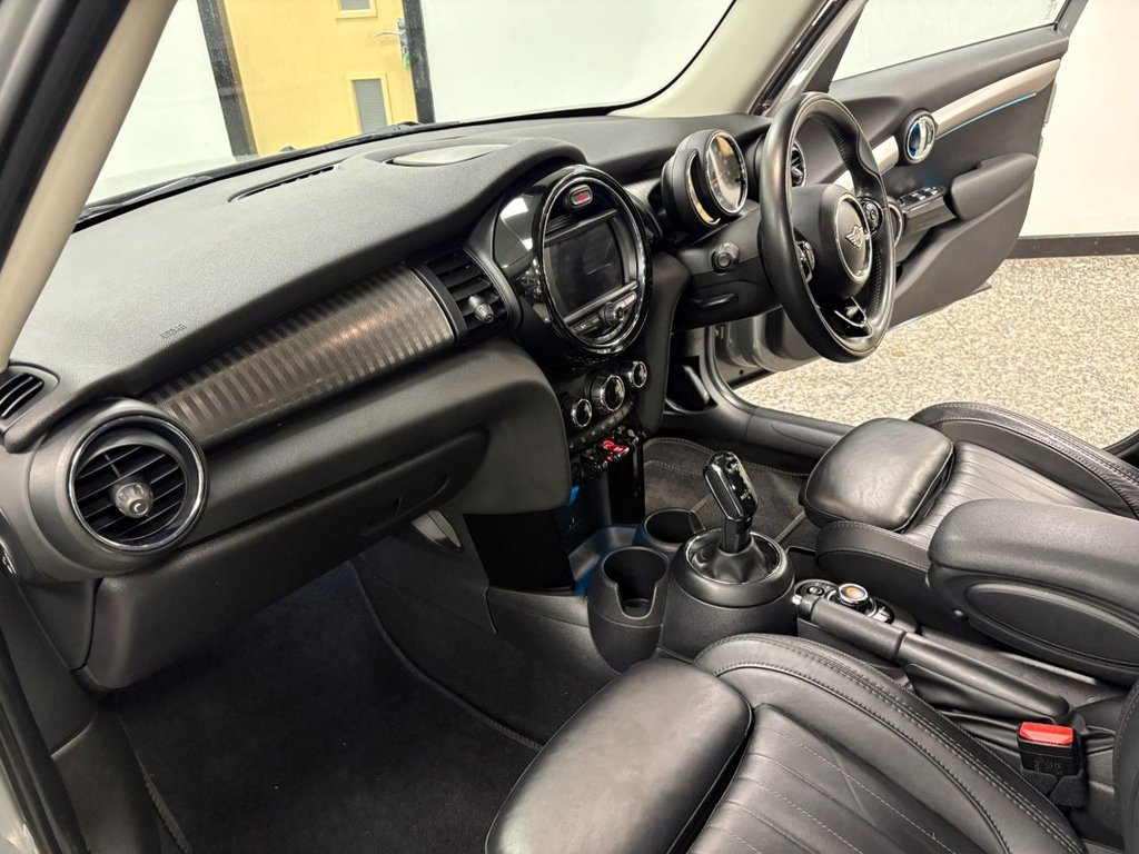 Used MINI Hatch 2020 for sale - 76841295: Photo 26