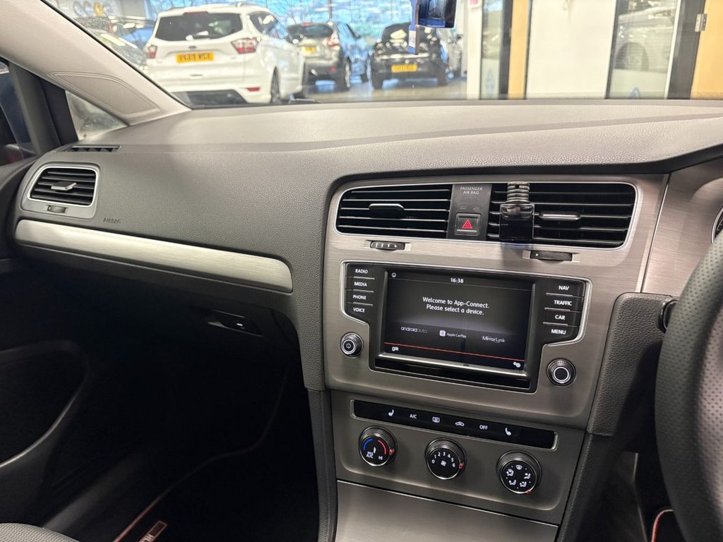 Used Volkswagen Golf 2016 for sale - 77583826: Photo 21