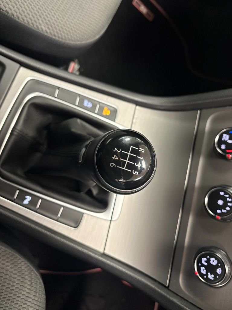 Used Volkswagen Golf 2016 for sale - 77583826: Photo 25