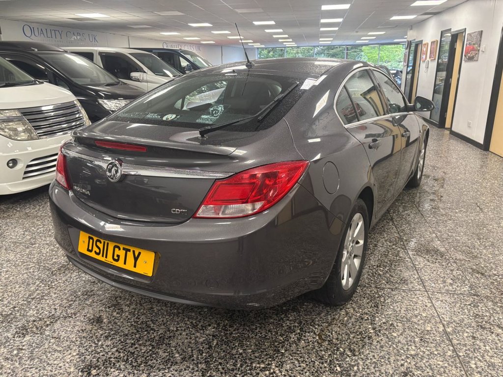 Used Vauxhall Insignia 2011 for sale - 76375993: Photo 10
