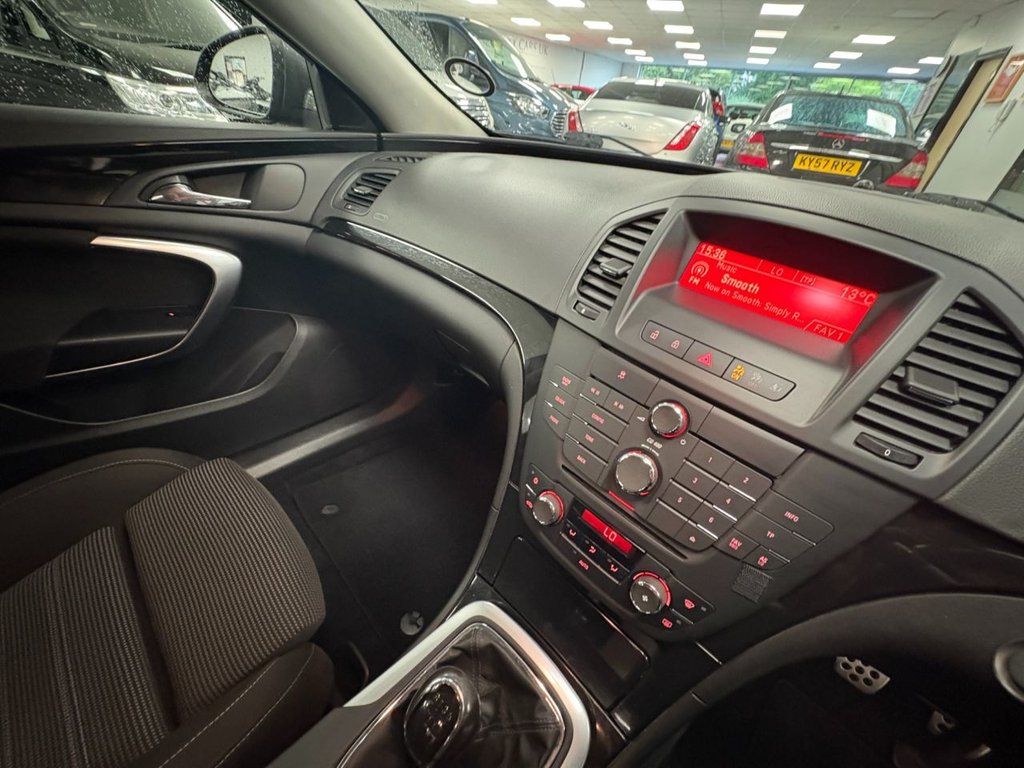 Used Vauxhall Insignia 2011 for sale - 76375993: Photo 27