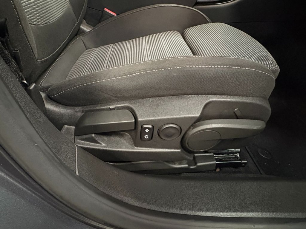Used Vauxhall Insignia 2011 for sale - 76375993: Photo 33